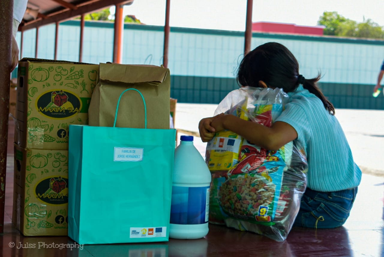 GUA-Distribuzione di cibo e beni di prima necessita' ai migranti di Città del Guatemala